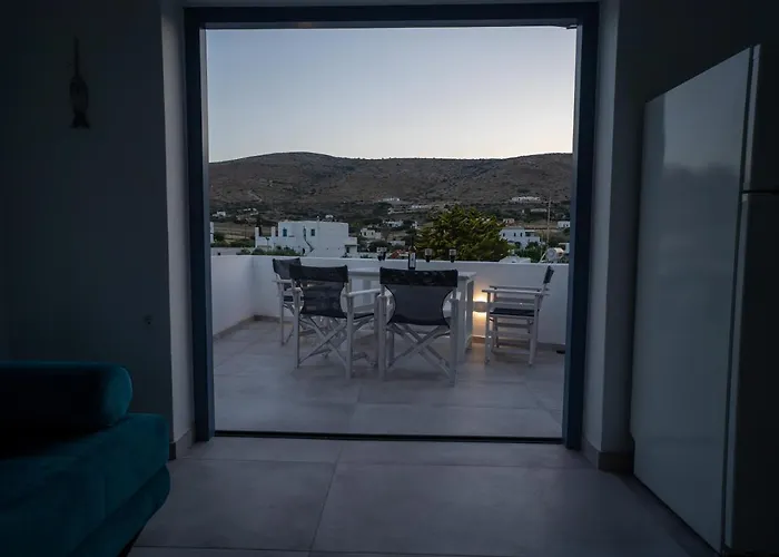 Traditional White House2