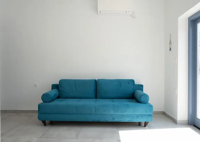 Traditional White House2