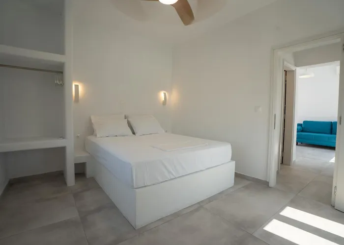 Holiday home Traditional White House2 *